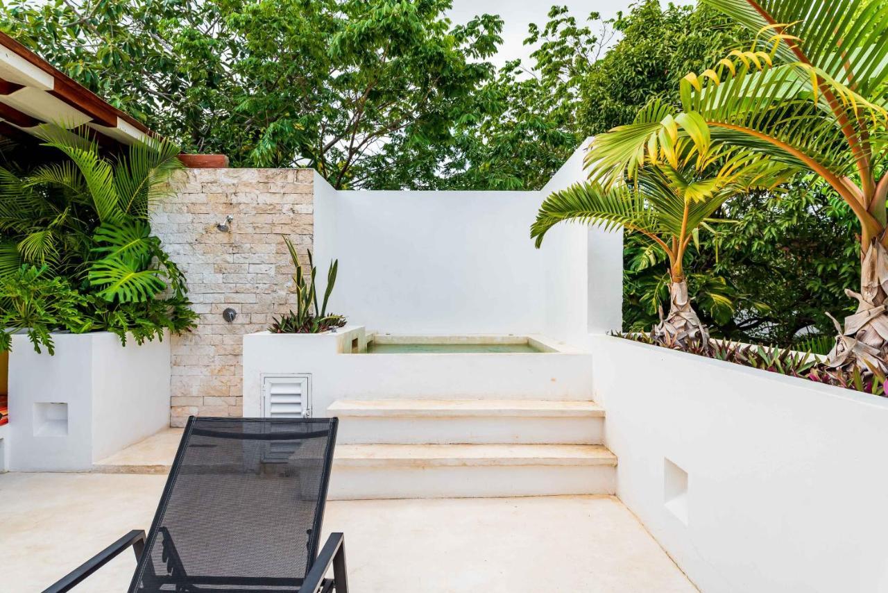 Villa Ek'Balam & Villa Flamingo, Luxury Villas, Private Pool, Private Garden, Jacuzzi, 24H Security トゥルム エクステリア 写真